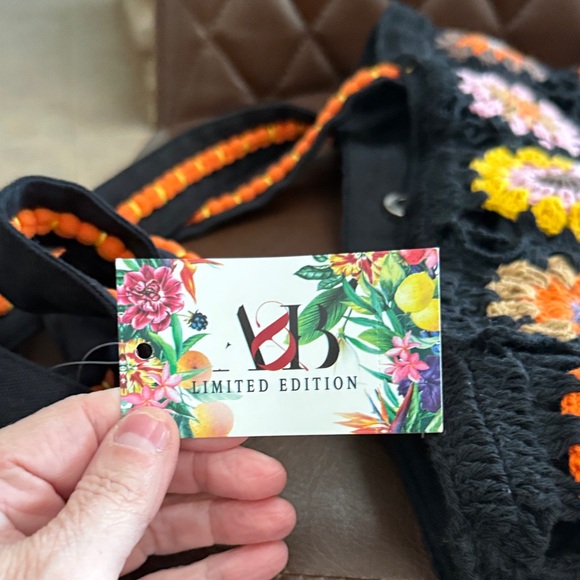 NWT Colorful Crochet Pattern Tote Bag - Picture 4 of 8